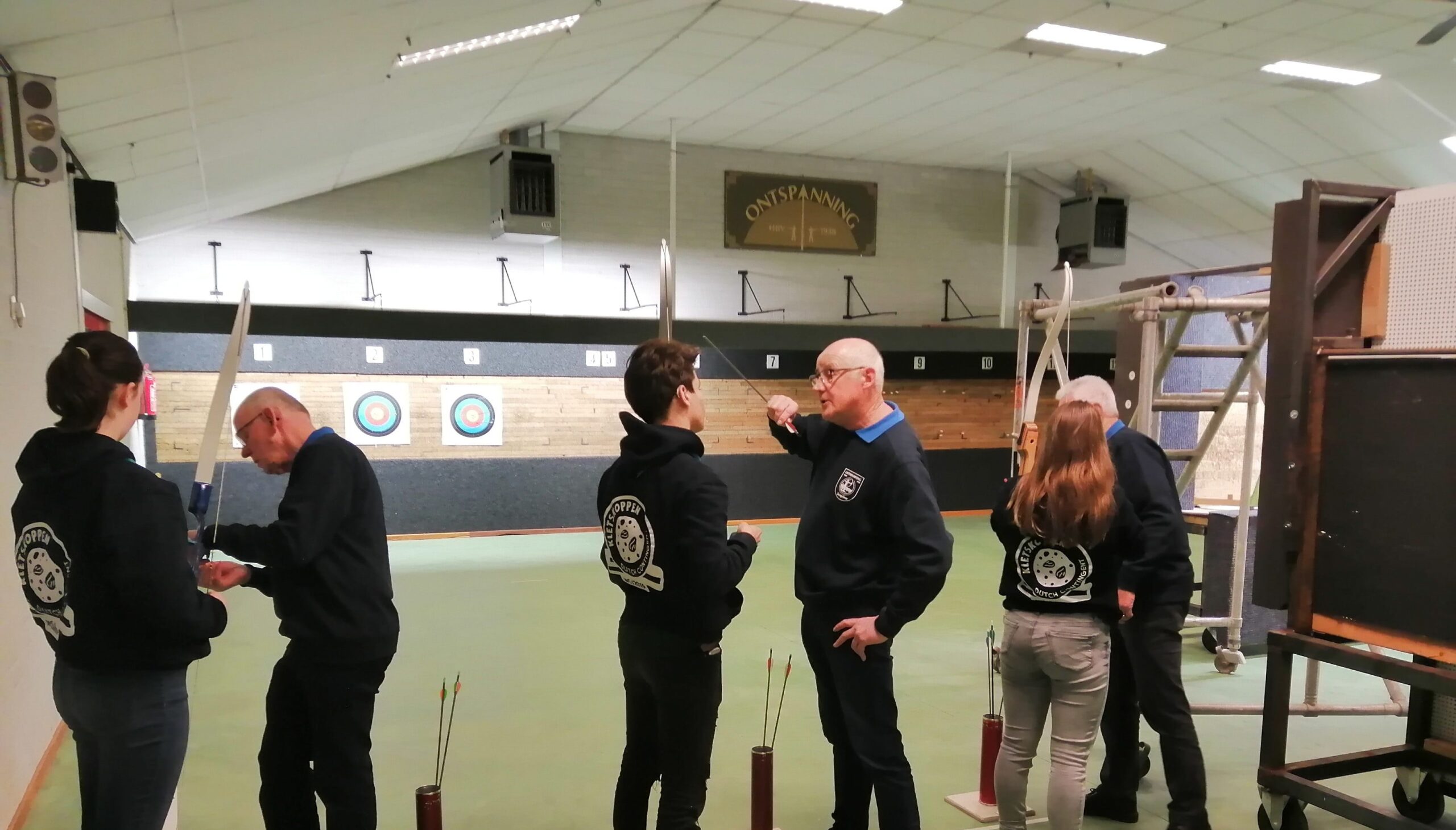 17 maart Handboogactiviteit voor Deelnemers World Jamboree; team kletskoppen